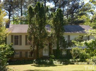 3317 Roundtree Ct, Raleigh, NC 27607