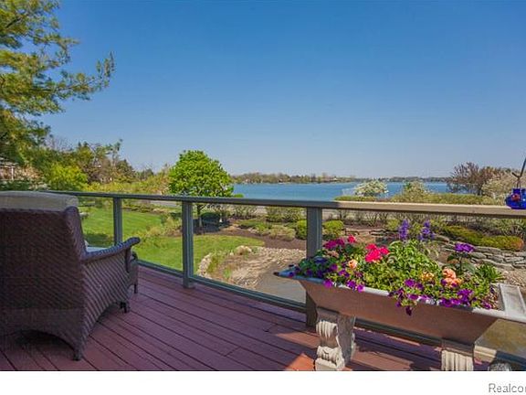 2nd image of 3782 Pine Lake Knoll Dr #Gce