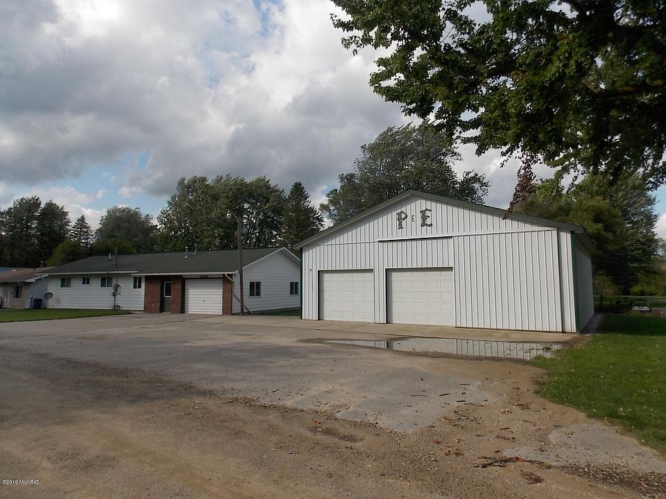 1st image of 2656 Dale Dr