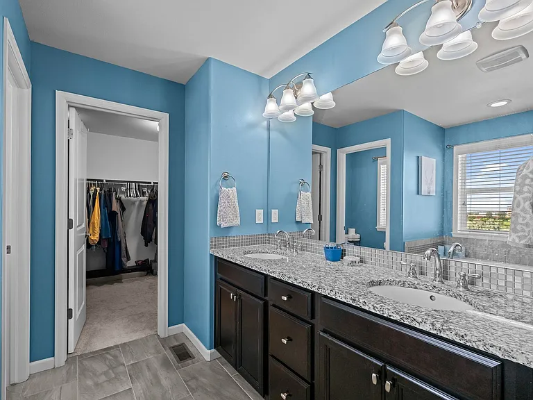 15411 Village Cir — Photo 15