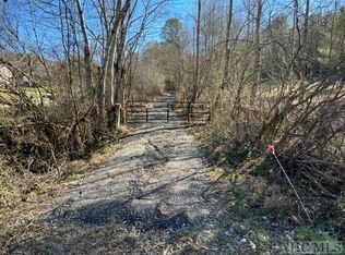 Lower Burningtown Rd, Franklin, NC 28734