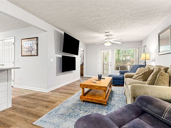 4th image of 730 W Magnolia Ave APT 8-102