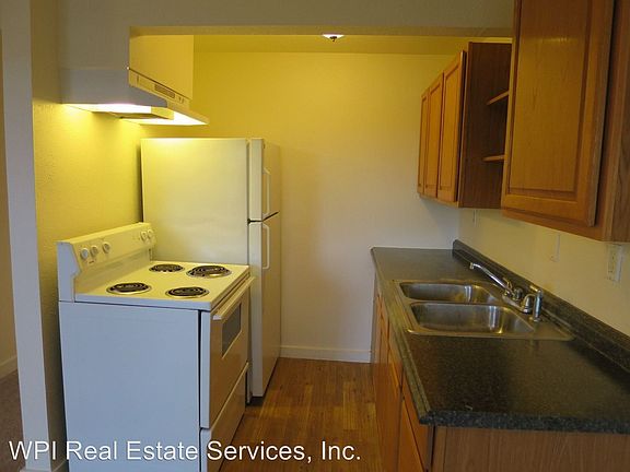 4th image of 3837 S Junett St APT 3