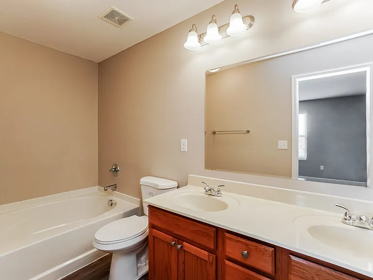 1249 Candora St — Photo 14