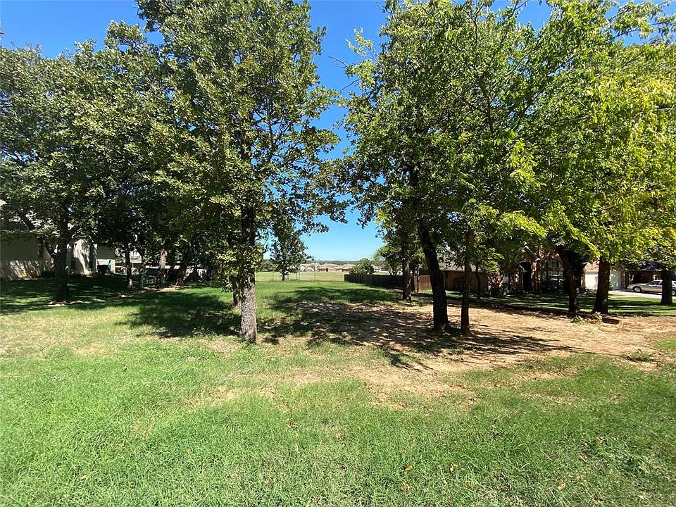 1st image of 1019 Shady Oaks Dr Lot 1