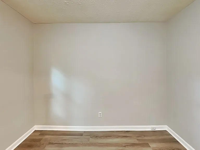 4790 Matterhorn Dr SW — Photo 10