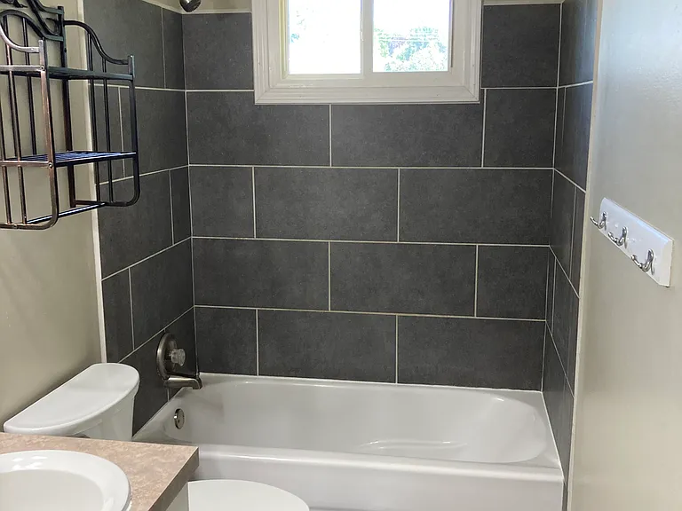 3428 Bramble Ave SW — Photo 10