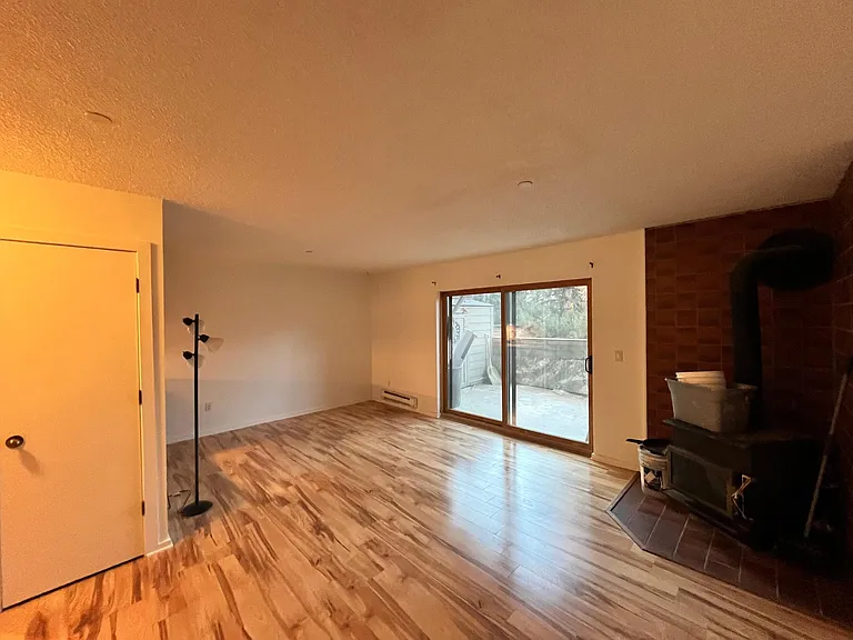 Midland Ave — Photo 9