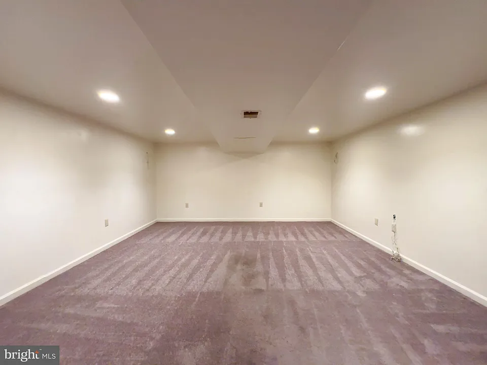 10508 Foxlake Dr