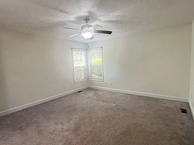116 Grover Pl — Photo 24