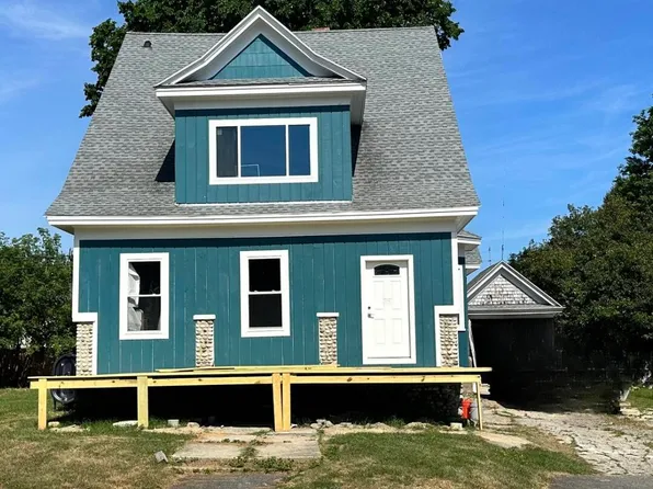 52 Edgeworth Avenue, Portland, ME 04103