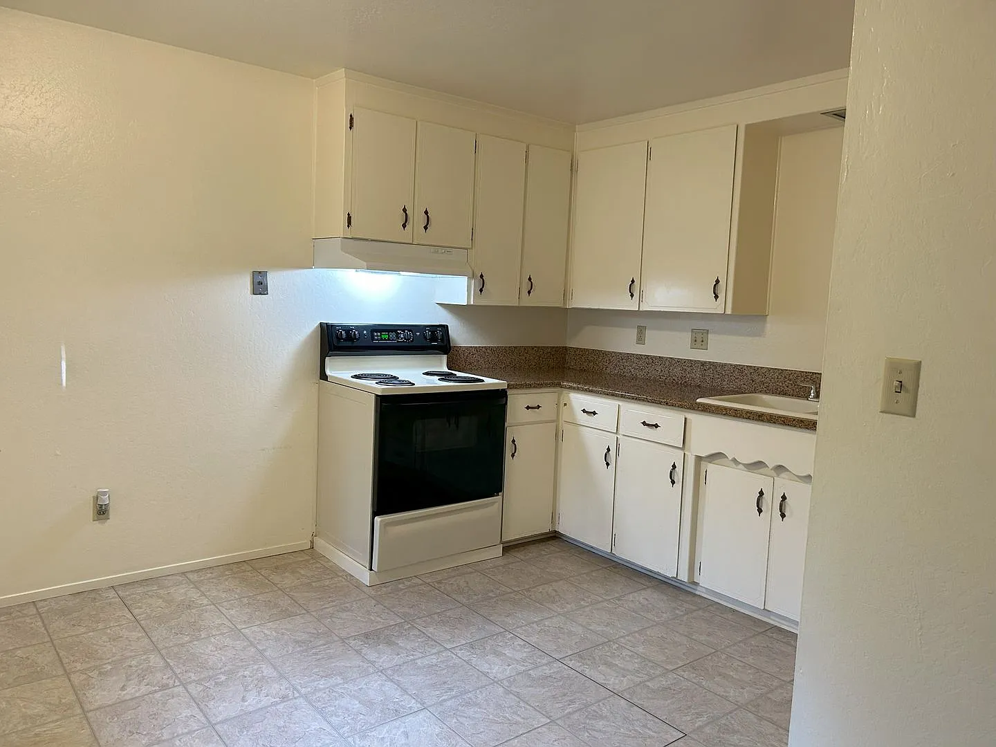 **CO643-Buehler, Sandra — Photo 4