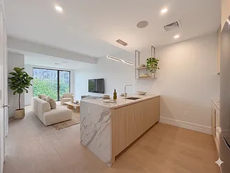 960 Franklin Avenue #432 image 1 of 26