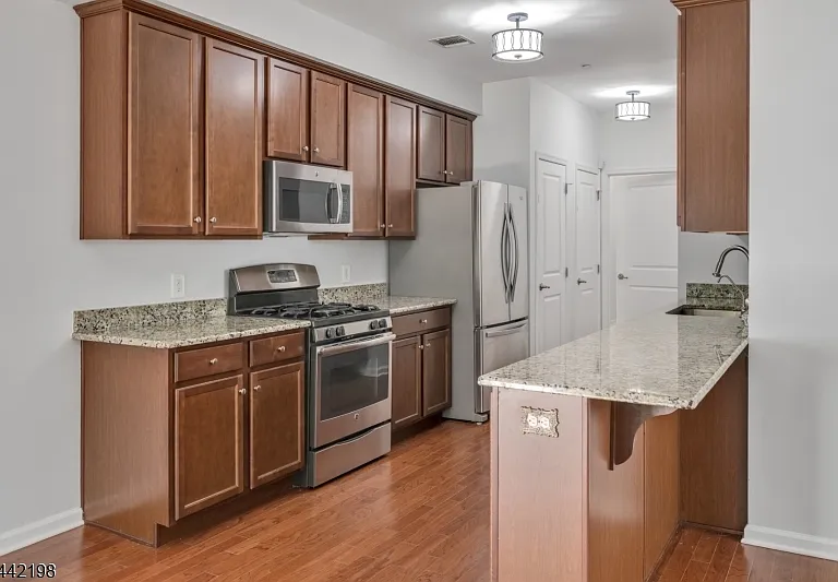 101 Birch Ct — Photo 6