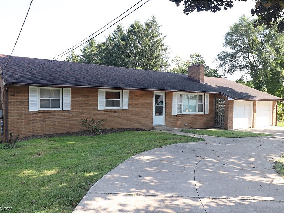 1st image of 3925 Lincoln St E