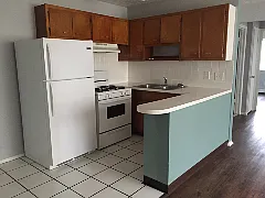 Maple Eastlake Apartments — Photo 32