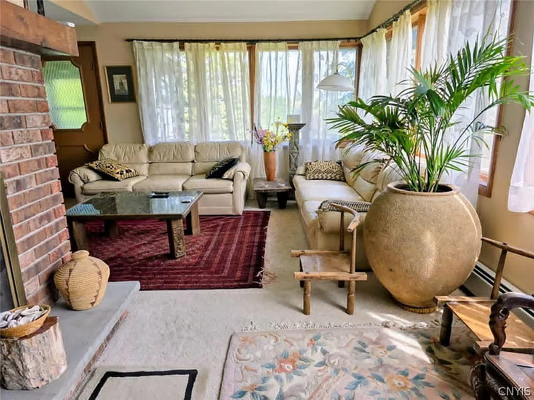 5251 Irish Ridge Rd — Photo 15
