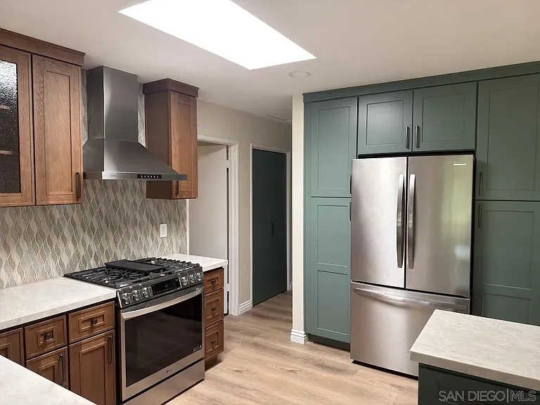 13919 York Ave — Photo 12