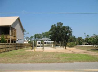 68 Poindexter Dr, Pass Christian, MS 39571