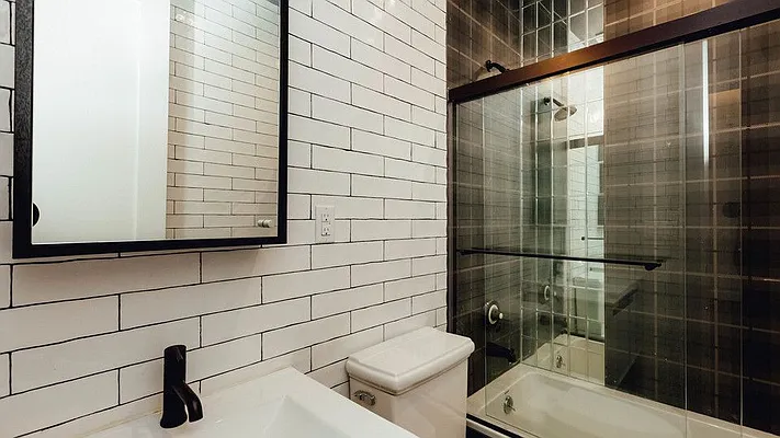 Rented by Nooklyn NYC LLC | media 17