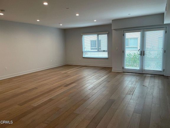 3rd image of 137 S Wilson Ave Unit 209