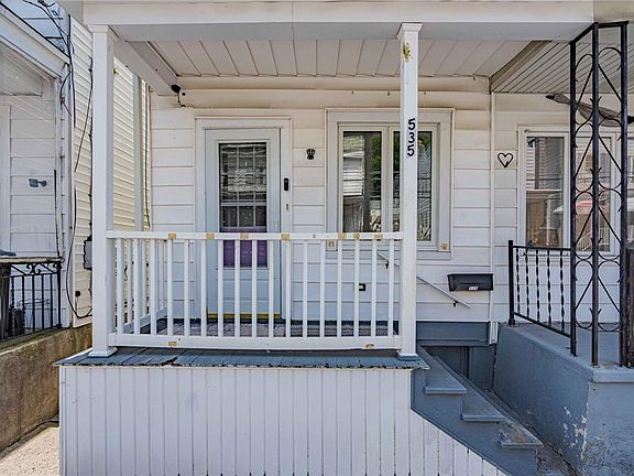 3rd image of 535 Lewis St