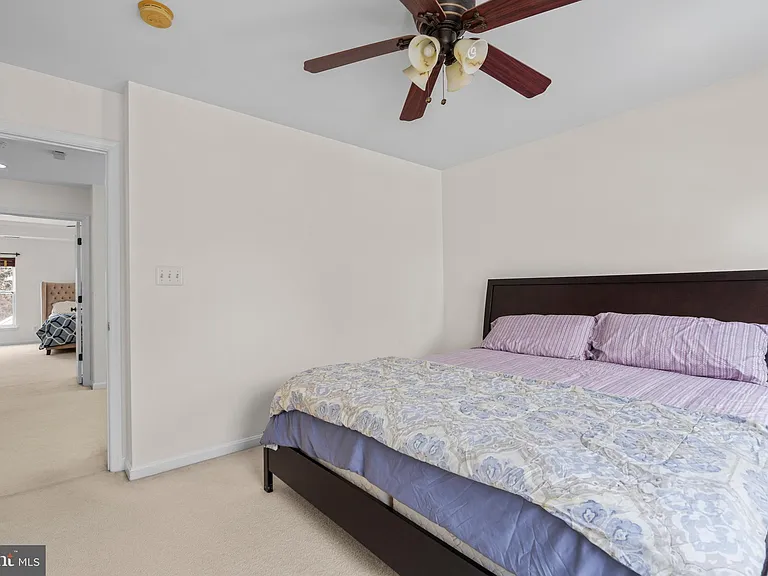 22839 Vickery Park Dr — Photo 28