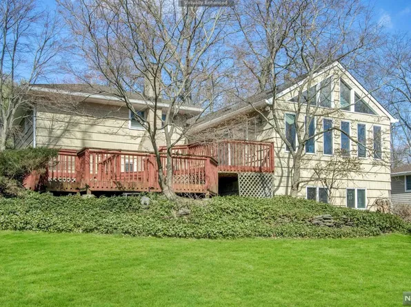 14 King Rd, Park Ridge, NJ 07656