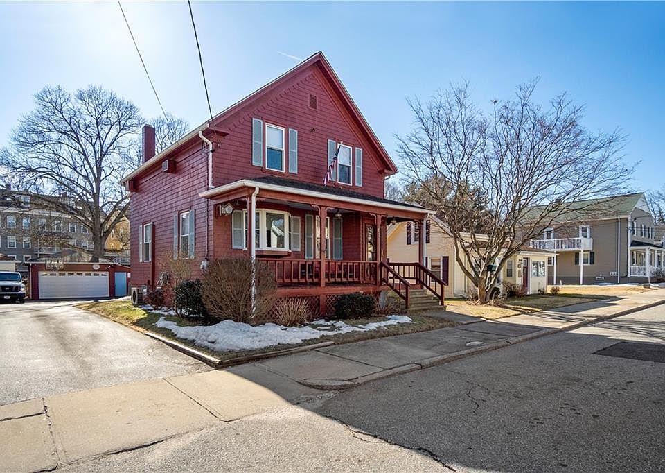 112 Coe St, Woonsocket, RI 02895 Zillow