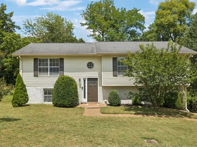 210 Ash Grove Dr, Nashville, TN, 37211