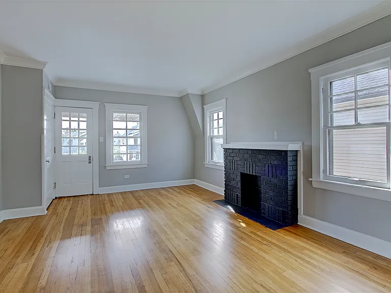 2060 Bunts Rd #UPPER — Photo 9