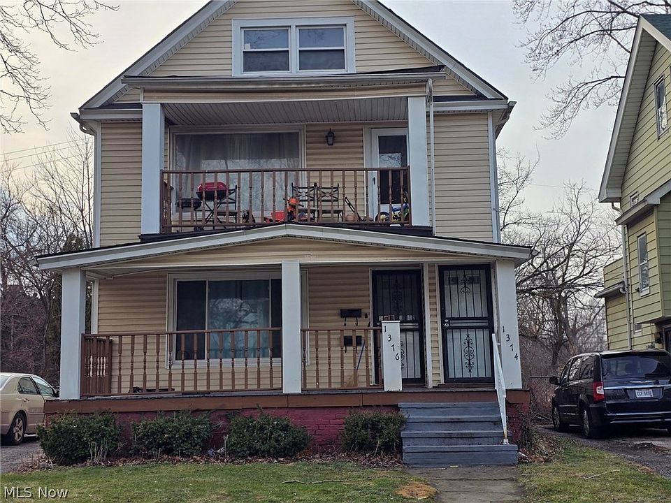 1st image of 1376 E 139th St