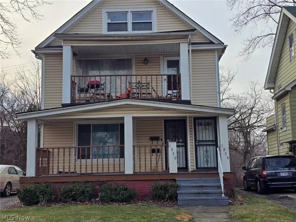 1376 E 139th St, East Cleveland, OH 44112
