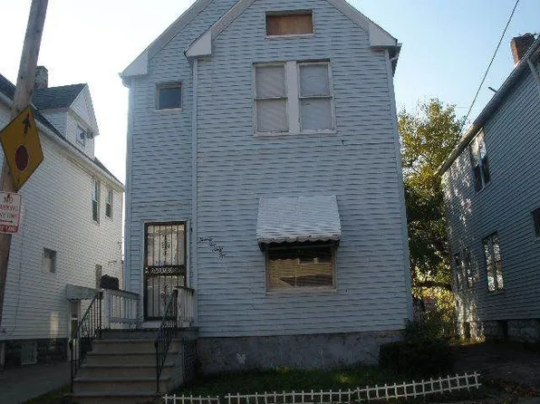 2262 E 84th St, Cleveland, OH 44103