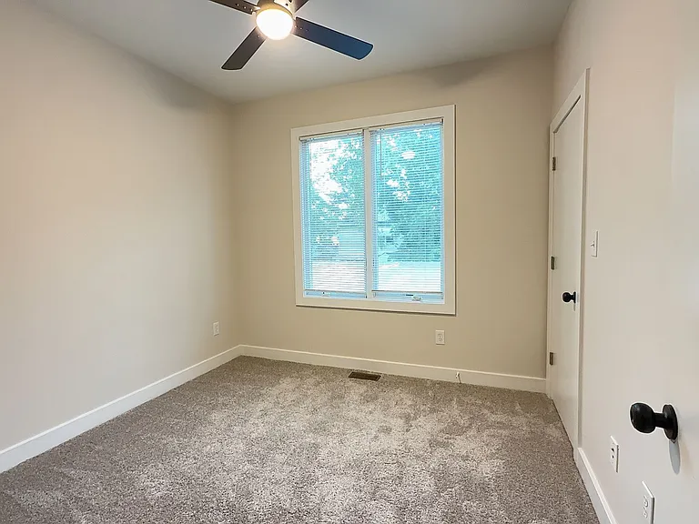 1218 W 26th St — Photo 15