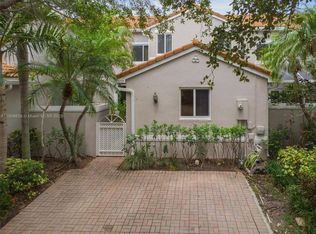 1270 Weeping Willow Way, Hollywood, FL 33019