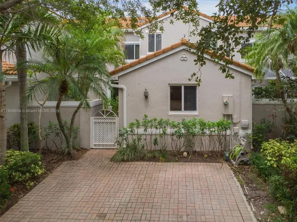 1270 Weeping Willow Way, Hollywood, FL 33019