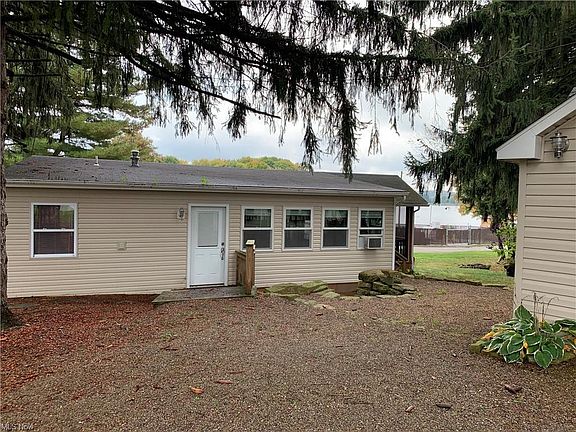 4th image of 6058 Lakeview Dr