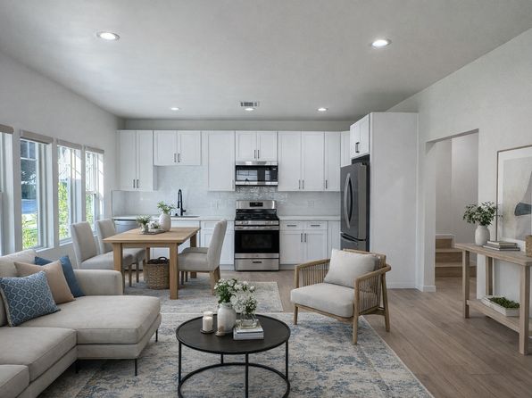 370 S Los Robles Ave #1