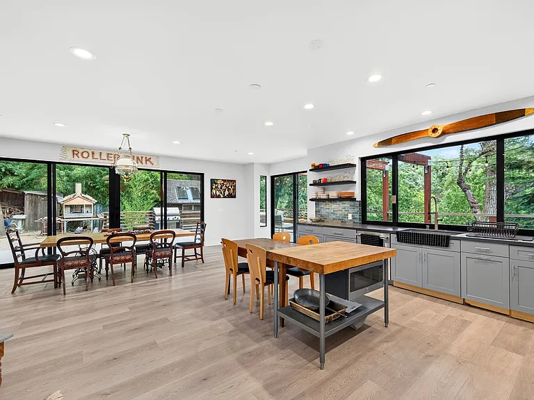 2733 N Fitch Mountain Rd — Photo 11