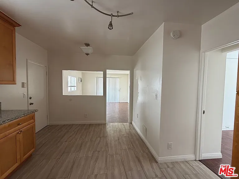 2240 Crenshaw Blvd #C — Photo 9