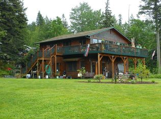 819 Chuckanut Dr, Bellingham, WA 98229