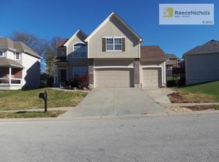 2405 NW Sailor Dr, Blue Springs, MO 64015
