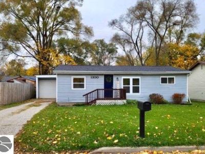 1300 Pennsylvania Ave, Mount Pleasant, MI, 48858