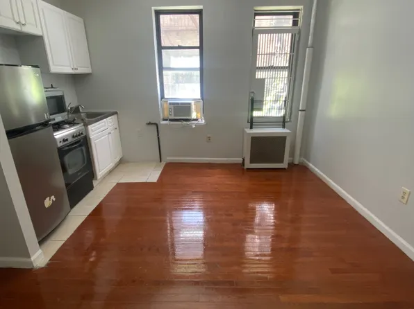 1345 West Seventh Street image 1 of 4