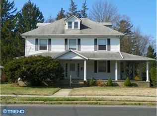 1001 Cooper St, Beverly, NJ 08010