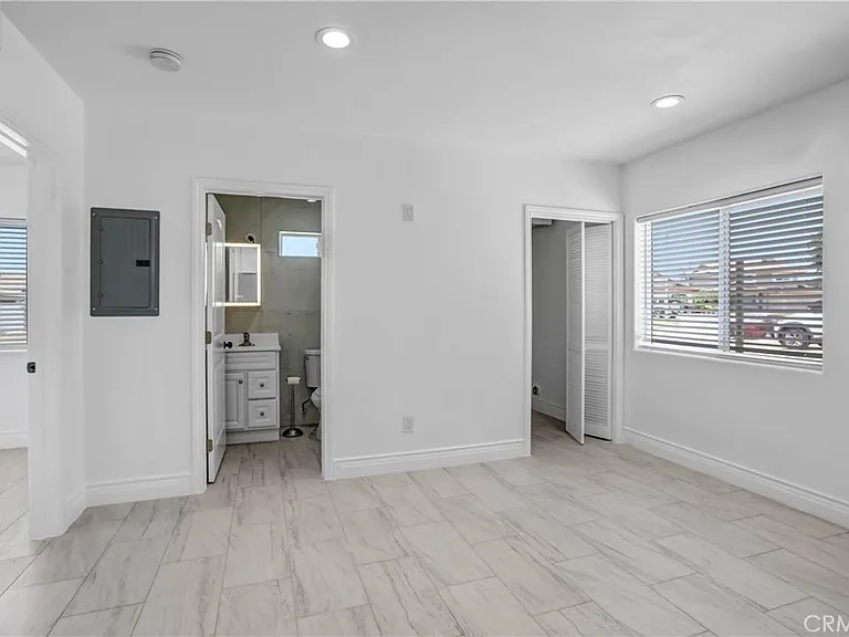 857 S Idyllwild Ave #2 — Photo 5