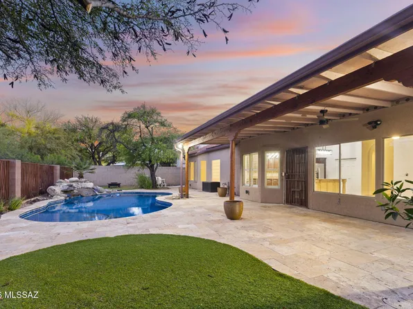 10632 E Barclay Park Loop, Tucson, AZ 85748