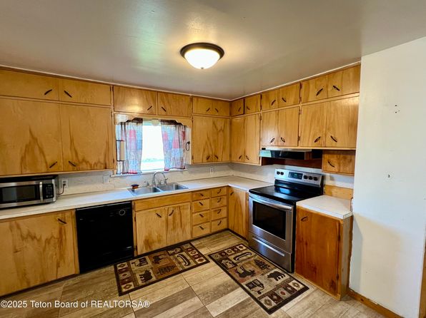 2270 State Highway 241, Afton, WY 83110