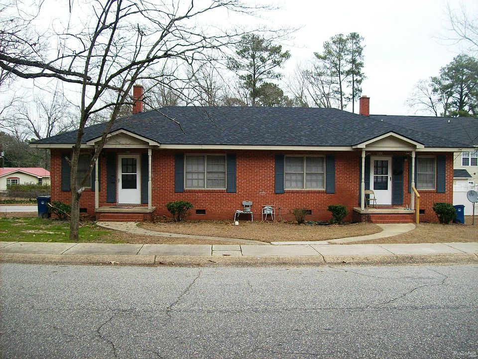 Front\n1_Homes_For_Rent_Fayetteville_NC_806-BLewisST